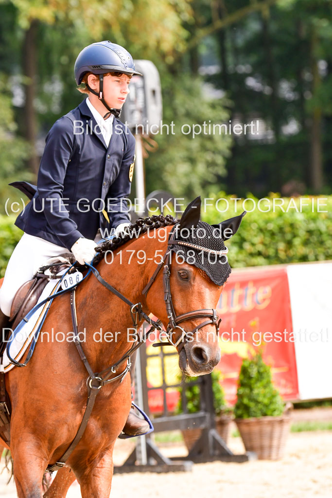 Goldene Schärpe 2021  in Münster Handorf | 04072021 - Springen 1 Abt_106 