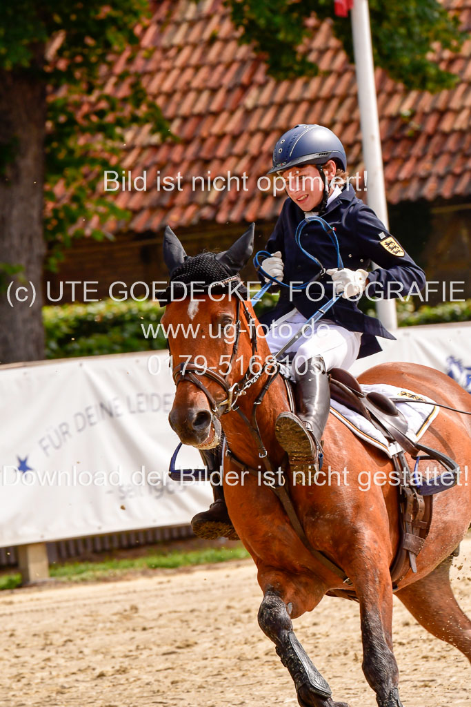 Goldene Schärpe 2021  in Münster Handorf | 04072021 - Springen 1 Abt_115 