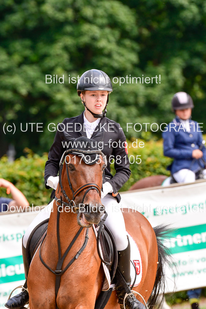 Goldene Schärpe 2021  in Münster Handorf | 04072021 - Springen 1 Abt_143 