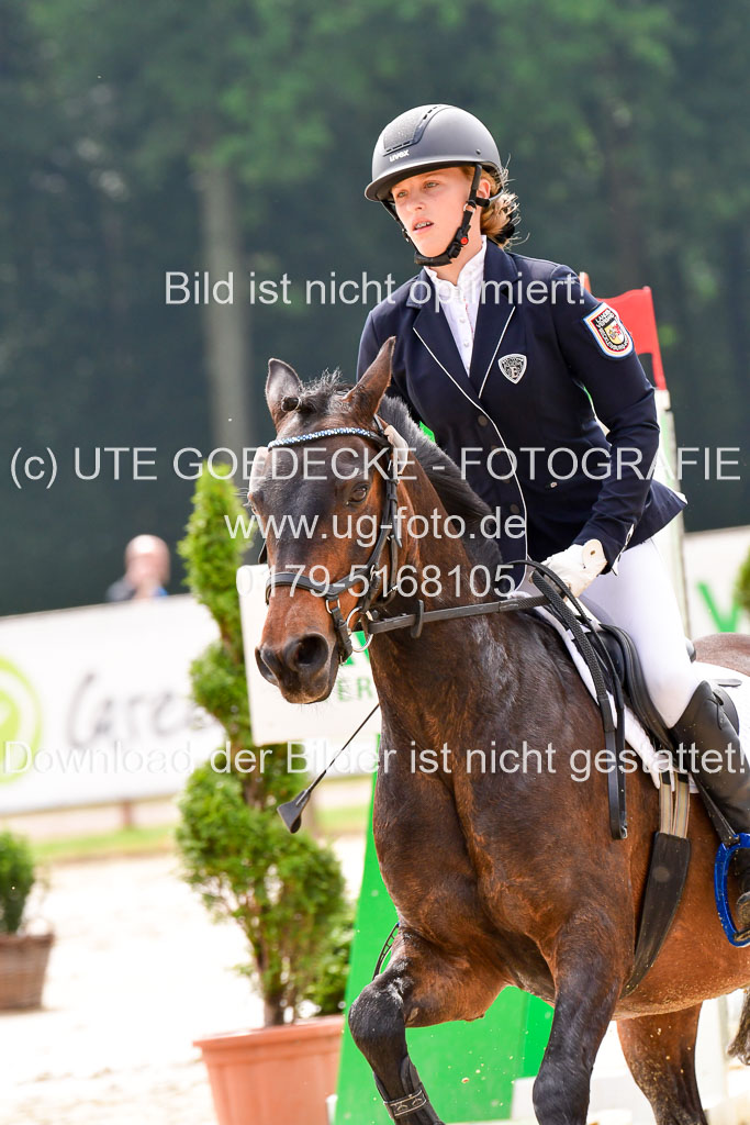 Goldene Schärpe 2021  in Münster Handorf | 04072021 - Springen 1 Abt_196 