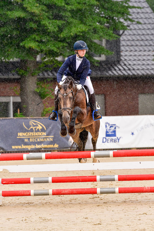 Goldene Schärpe 2021  in Münster Handorf | 04072021 - Springen 1 Abt_002 