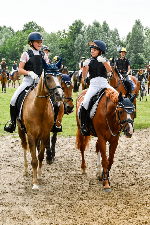 Goldene Schärpe 2021  in Münster Handorf | 02072021 - Wasserdurchritt_01 
