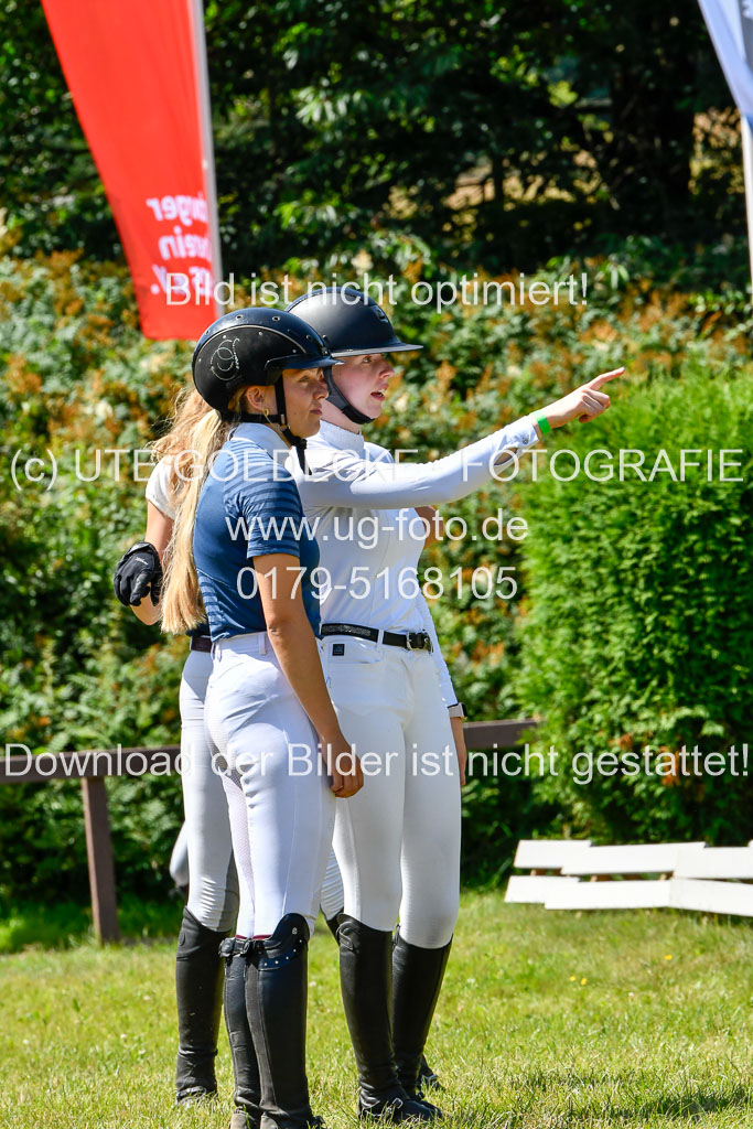 Reitturnier Harburger RV  16.7.2021 | 17072021 Springen L 2 Phasen 1 _002 