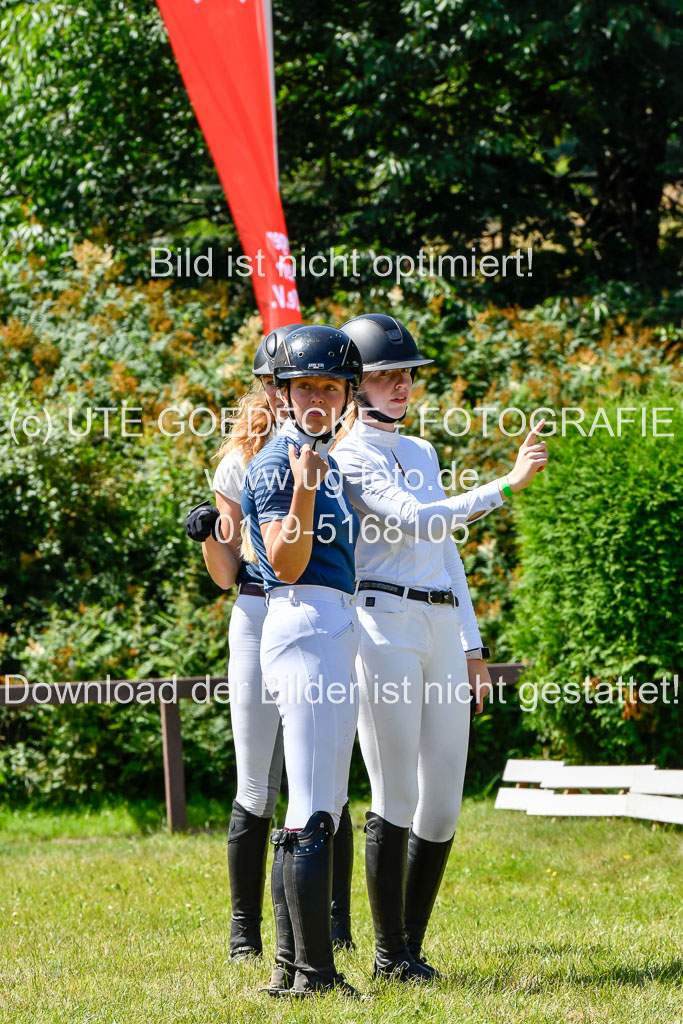 Reitturnier Harburger RV  16.7.2021 | 17072021 Springen L 2 Phasen 1 _003 