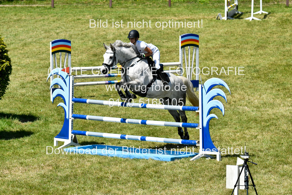 Reitturnier Harburger RV  16.7.2021 | 17072021 Springen L 2 Phasen 1 _124 