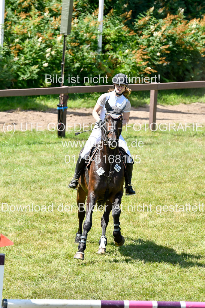 Reitturnier Harburger RV  16.7.2021 | 17072021 Springen L 2 Phasen 1 _197 