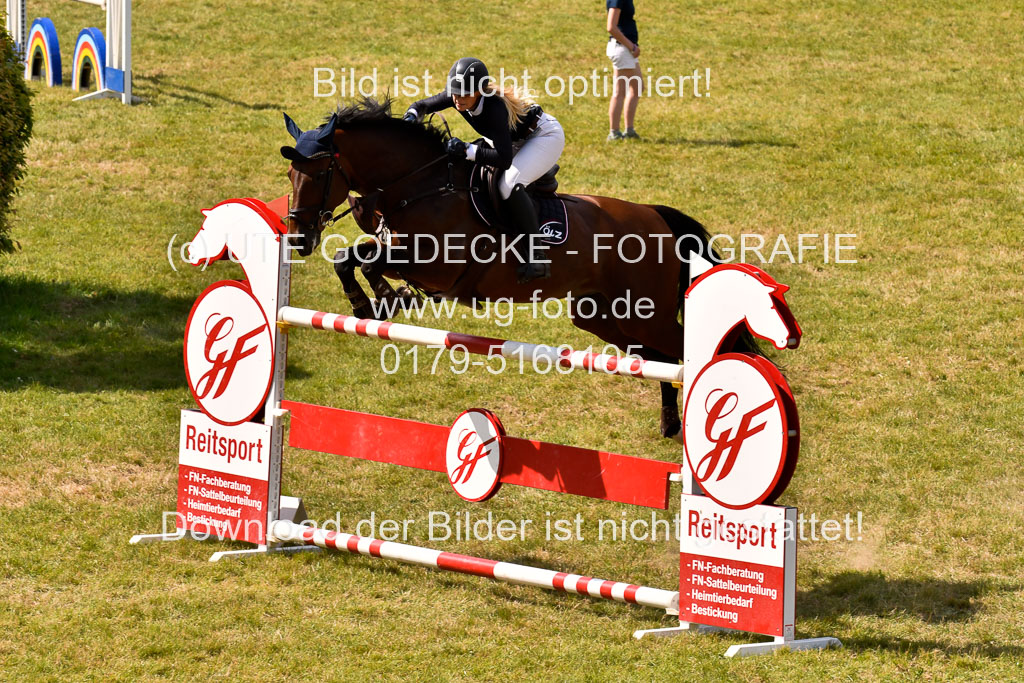 Reitturnier Harburger RV  18.7.2021 | 18072021 Springen S _045 