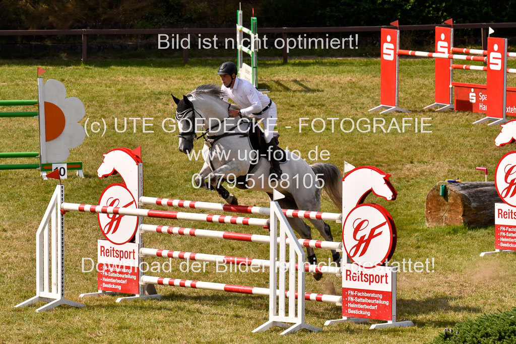 Reitturnier Harburger RV  18.7.2021 | 18072021 Springen S _083 