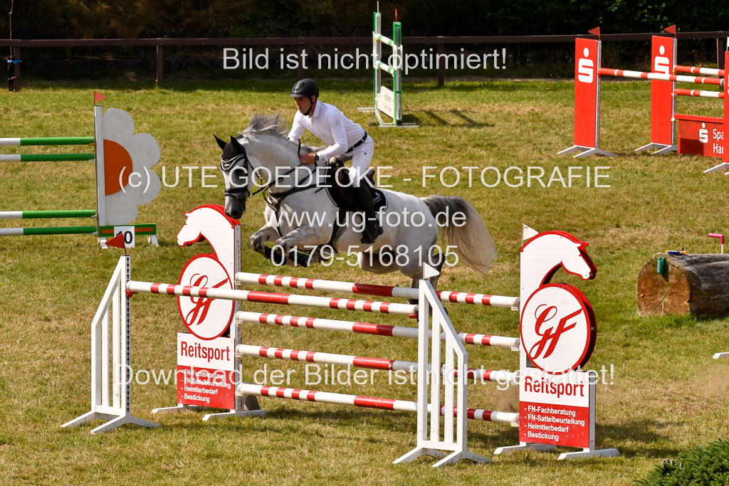 Reitturnier Harburger RV  18.7.2021 | 18072021 Springen S _084 