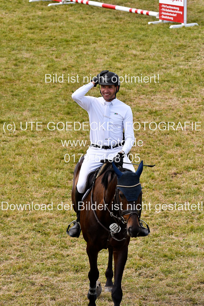 Reitturnier Harburger RV  18.7.2021 | 18072021 Springen S _095 