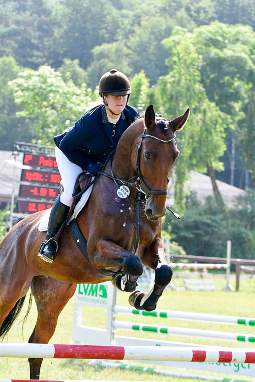 Reitturnier Harburger RV  16.7.2021 | 16072021 Springpferde A 2_066-2 