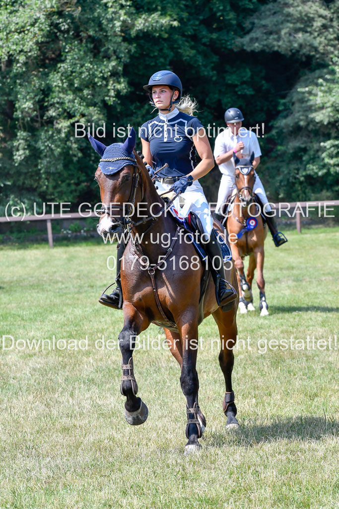 Reitturnier Harburger RV  16.7.2021 | 16072021 Springpferde L 6+7J_121-2 