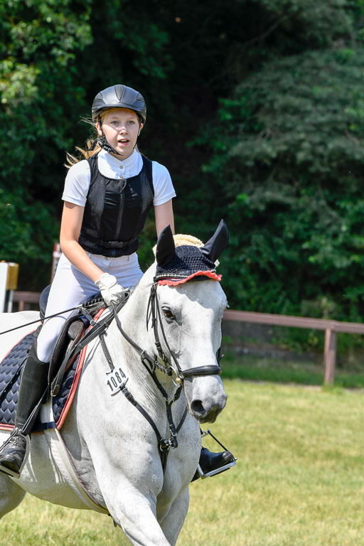 Reitturnier Harburger RV  16.7.2021 | 16072021 Stilspringpfg E_083-2 