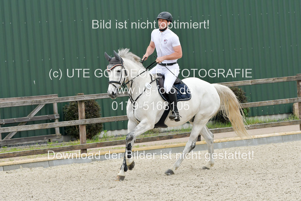 Reitturnier Klein Offensteh Hengststation Hell | 06062021 Klein Offenseth_114