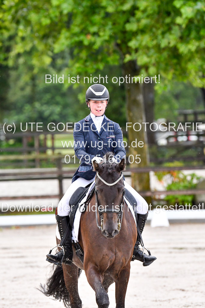 Klein Offenseth   Dressur  1.8.2021 | 01082021 Dressur M+ _015 