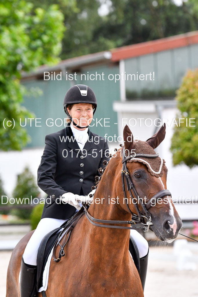 Klein Offenseth   Dressur  1.8.2021 | 01082021 Dressur M+ _040 