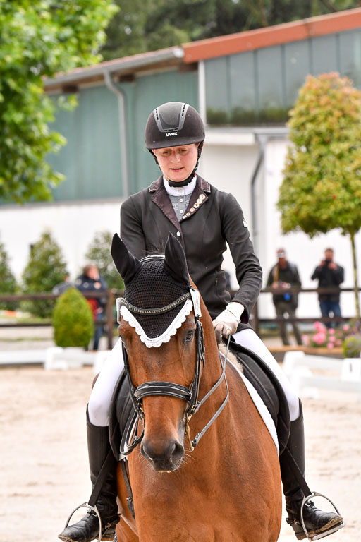 Klein Offenseth   Dressur  1.8.2021 | 01082021 Dressur M+ _105 