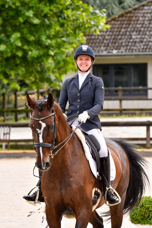 Klein Offenseth  Dressur  1.8.21 | 01082021 Dressur M+ +_092 