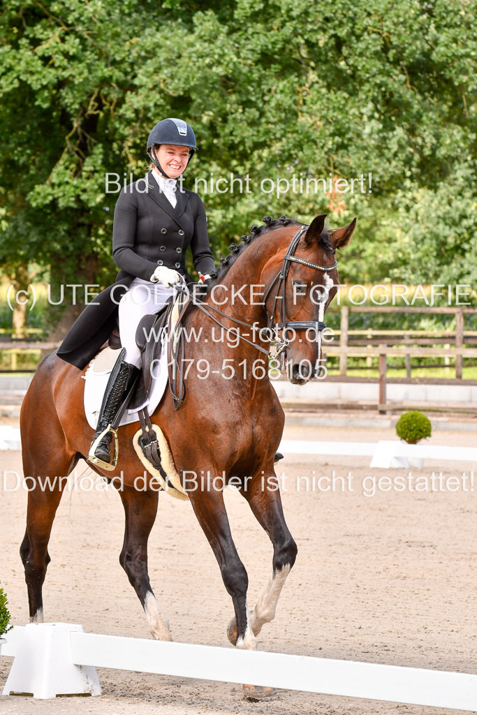 Klein Offenseth Dressur  1.8.2021 | 01082021 Dressur  KL S +_050 
