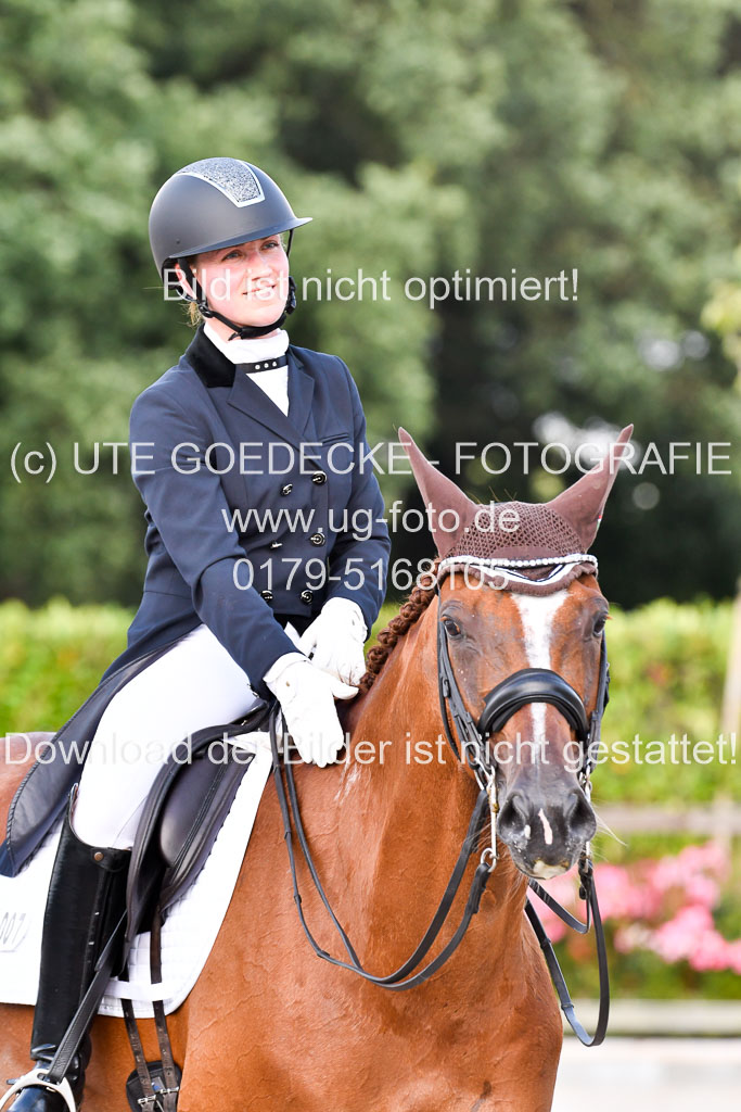 Klein Offenseth Dressur  1.8.2021 | 01082021 Dressur  KL S +_290 