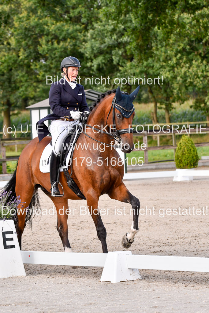 Klein Offenseth Dressur  1.8.2021 | 01082021 Dressur  KL S +_324 