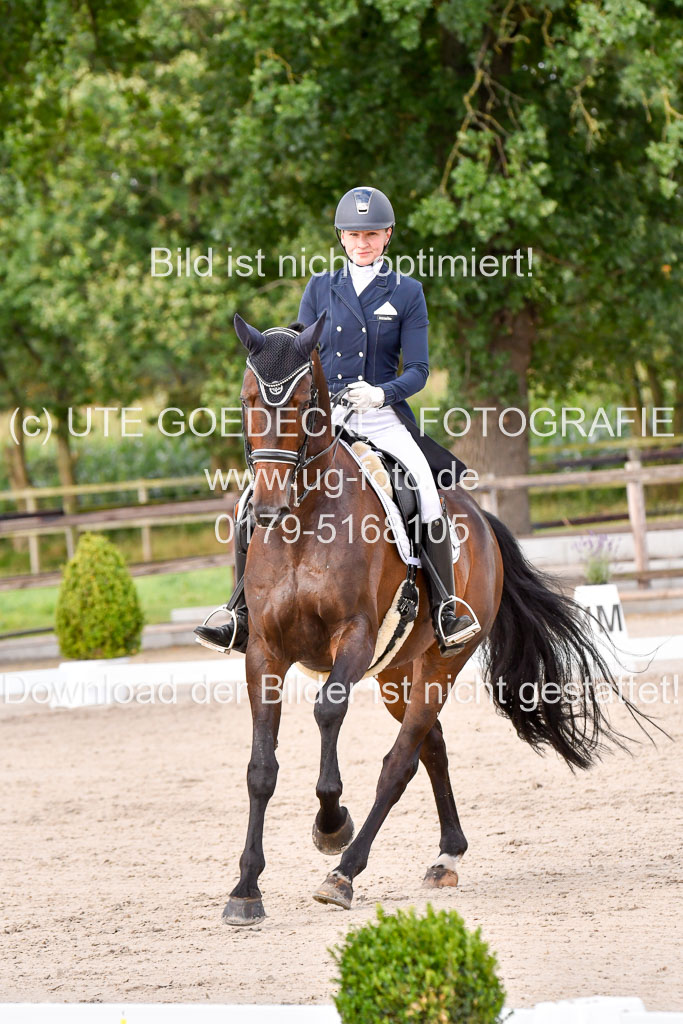 Klein Offenseth Dressur  1.8.2021 | 01082021 Dressur  KL S +_361 