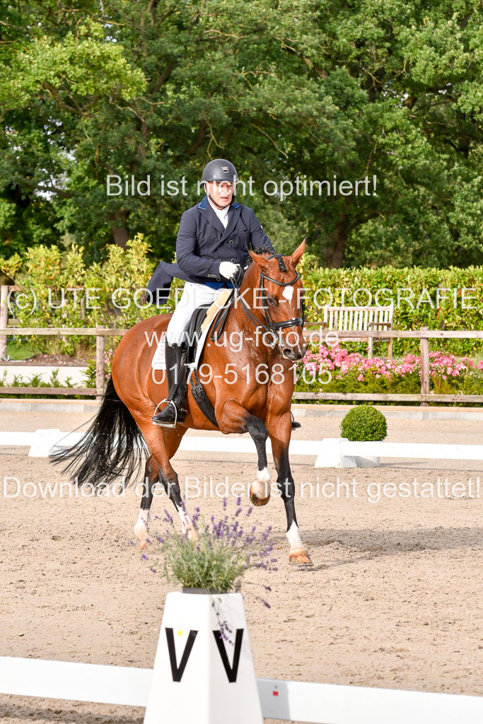 Klein Offenseth Dressur  1.8.2021 | 01082021 Dressur  KL S +_416 