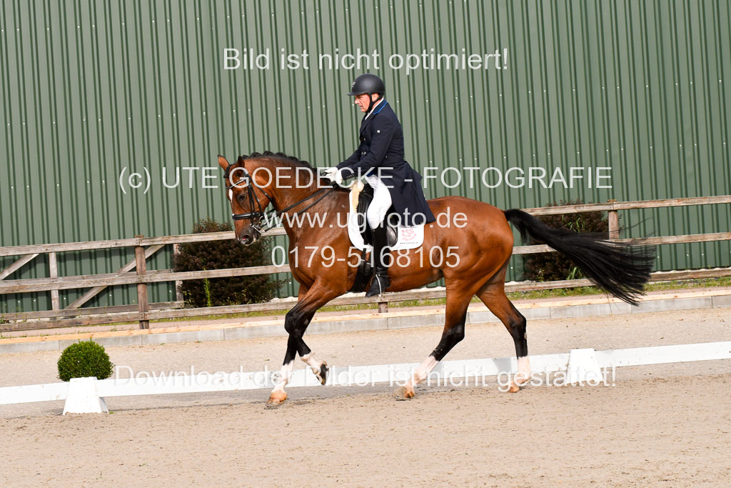 Klein Offenseth Dressur  1.8.2021 | 01082021 Dressur  KL S +_418 