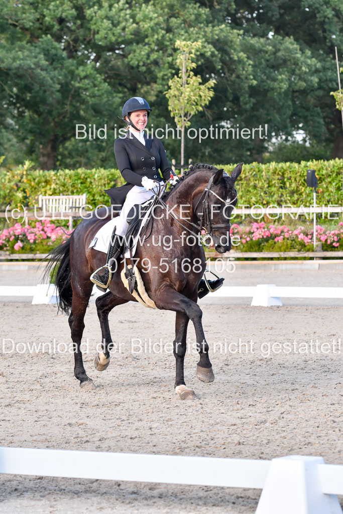 Klein Offenseth Dressur  1.8.2021 | 01082021 Dressur  KL S +_549 
