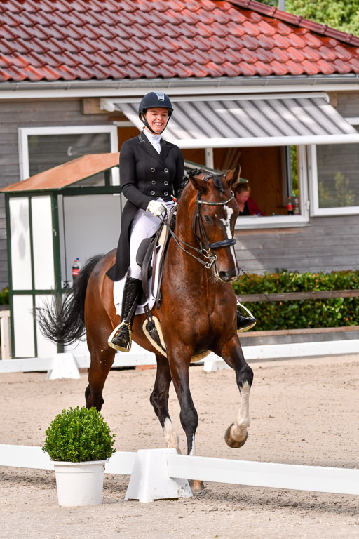 Klein Offenseth Dressur  1.8.2021 | 01082021 Dressur  KL S +_049 