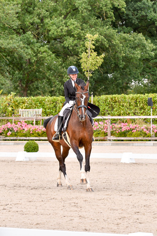 Klein Offenseth Dressur  1.8.2021 | 01082021 Dressur  KL S +_070 