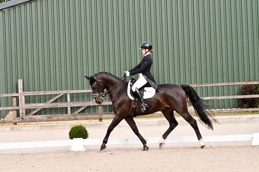 Klein Offenseth Dressur  1.8.2021 | 01082021 Dressur  KL S +_090 