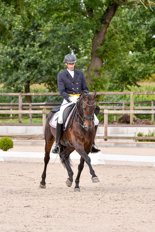 Klein Offenseth Dressur  1.8.2021 | 01082021 Dressur  KL S +_157 