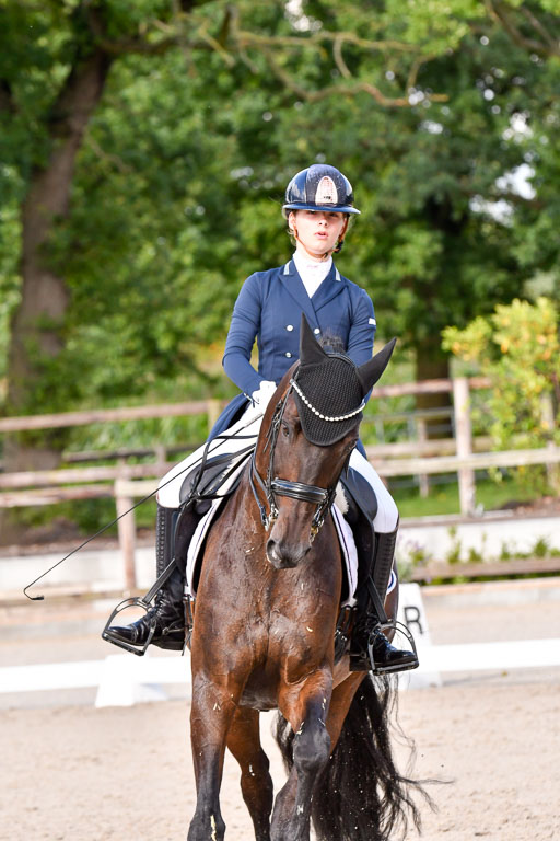 Klein Offenseth Dressur  1.8.2021 | 01082021 Dressur  KL S +_296 
