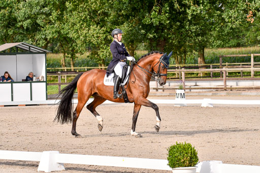 Klein Offenseth Dressur  1.8.2021 | 01082021 Dressur  KL S +_326 