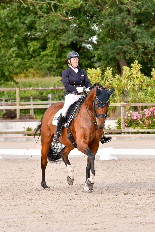 Klein Offenseth Dressur  1.8.2021 | 01082021 Dressur  KL S +_335 