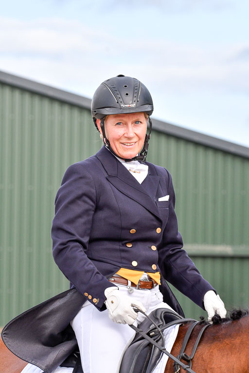 Klein Offenseth Dressur  1.8.2021 | 01082021 Dressur  KL S +_356 