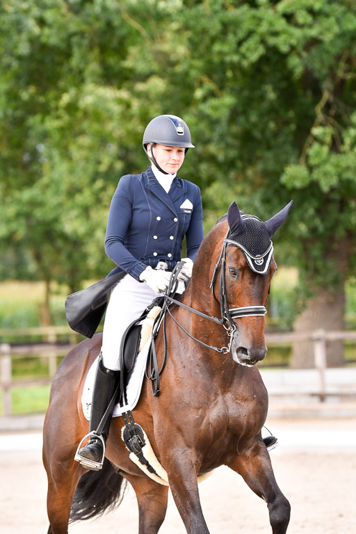 Klein Offenseth Dressur  1.8.2021 | 01082021 Dressur  KL S +_362 
