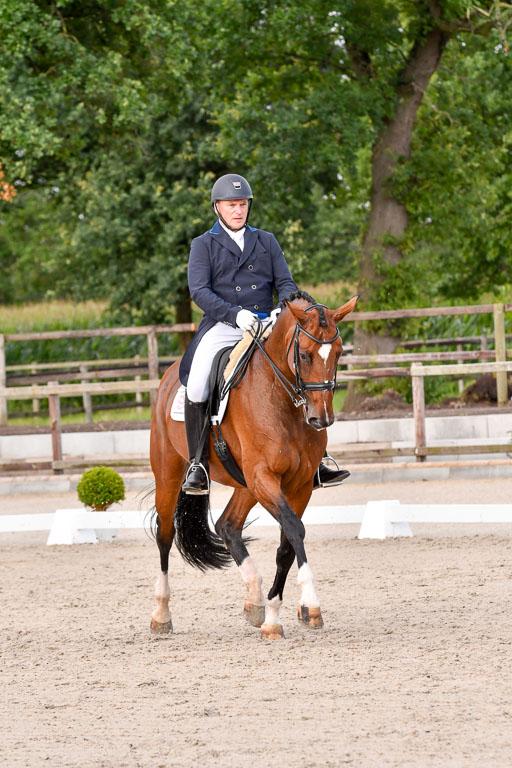 Klein Offenseth Dressur  1.8.2021 | 01082021 Dressur  KL S +_408 