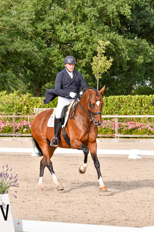 Klein Offenseth Dressur  1.8.2021 | 01082021 Dressur  KL S +_417 