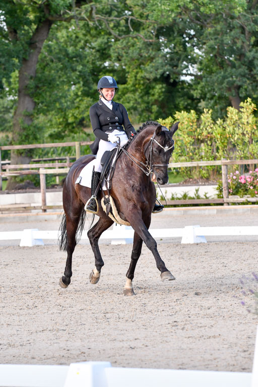 Klein Offenseth Dressur  1.8.2021 | 01082021 Dressur  KL S +_547 