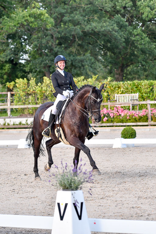 Klein Offenseth Dressur  1.8.2021 | 01082021 Dressur  KL S +_548 