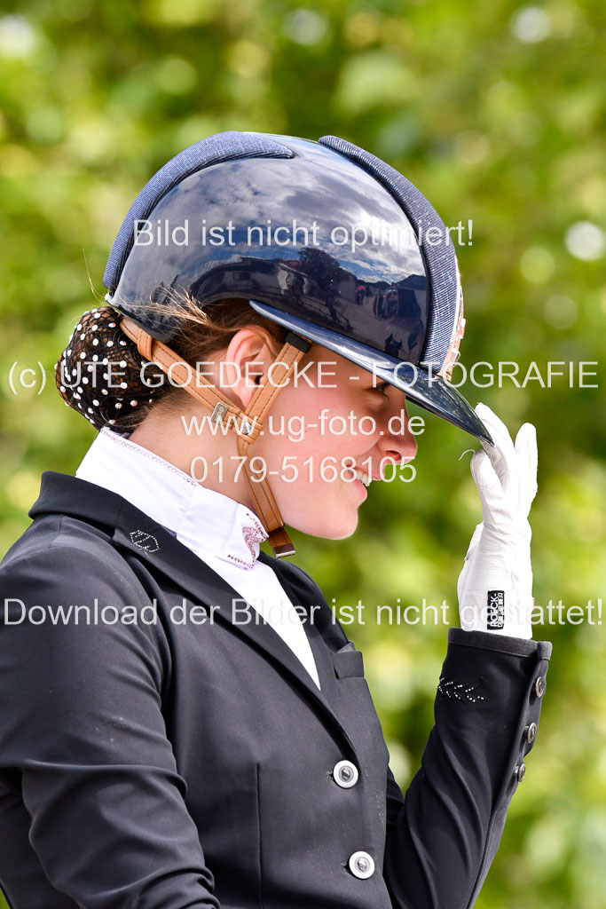 Klkein Offenseth 1.8.2021 | 01082021 Dressur M 2+ +_082 