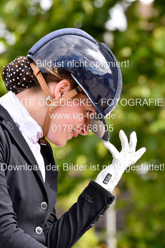 Klkein Offenseth 1.8.2021 | 01082021 Dressur M 2+ +_083 