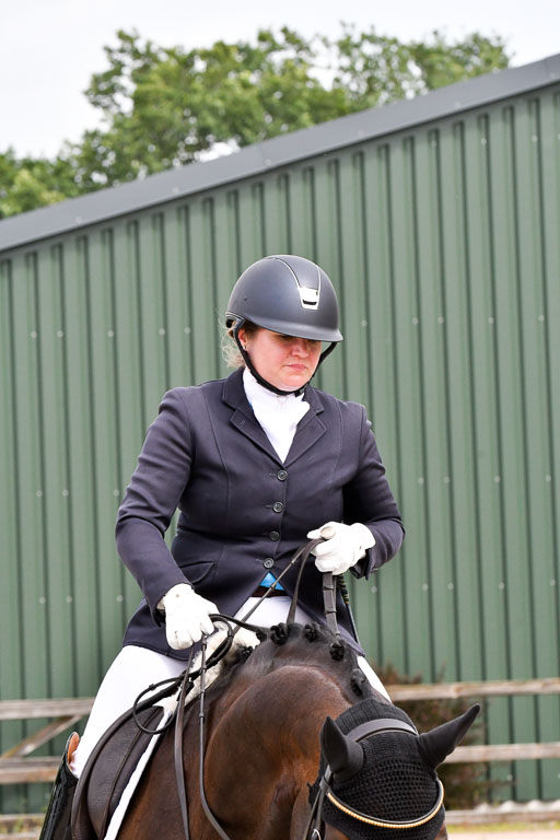 Klkein Offenseth 1.8.2021 | 01082021 Dressur M 2+ +_062 