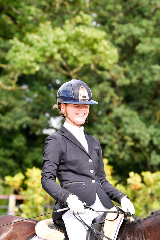 Klkein Offenseth 1.8.2021 | 01082021 Dressur M 2+ +_081 