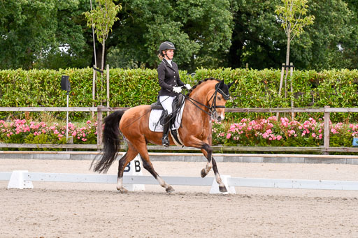 Klkein Offenseth 1.8.2021 | 01082021 Dressur M 2+ +_092 