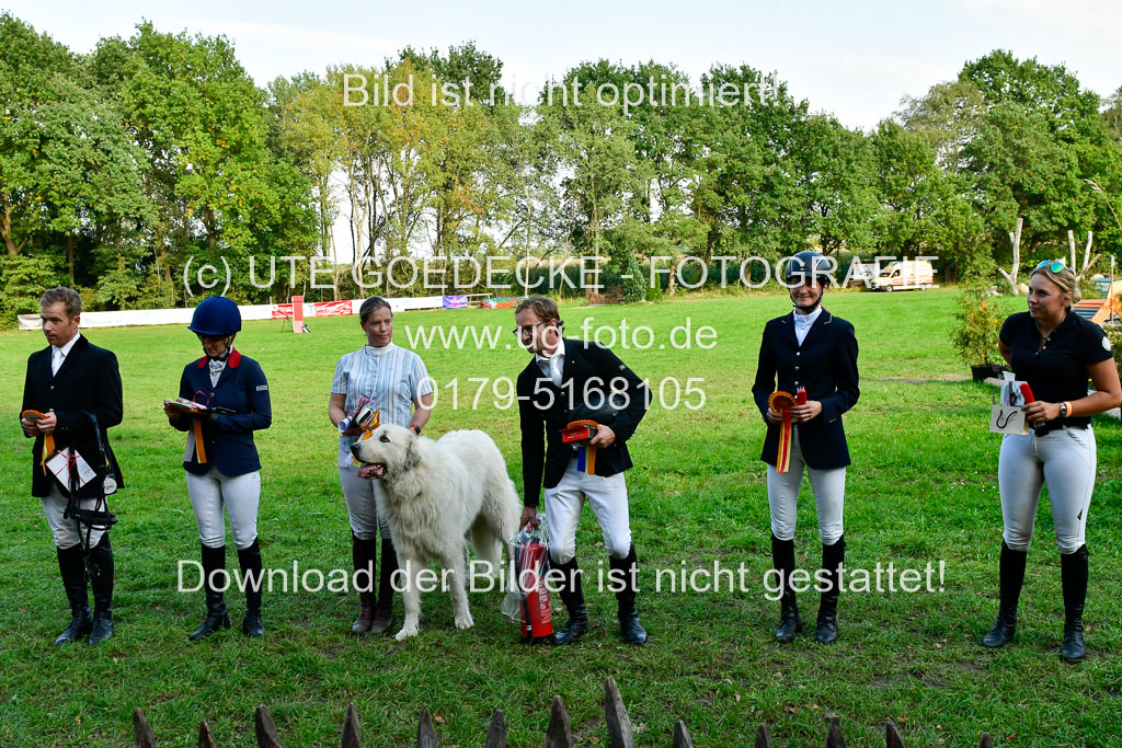 RFV Mechtersen Vögelsen  CCI  & VA  25+26.09.2021 | Siegerehrung-Impressionen _100 