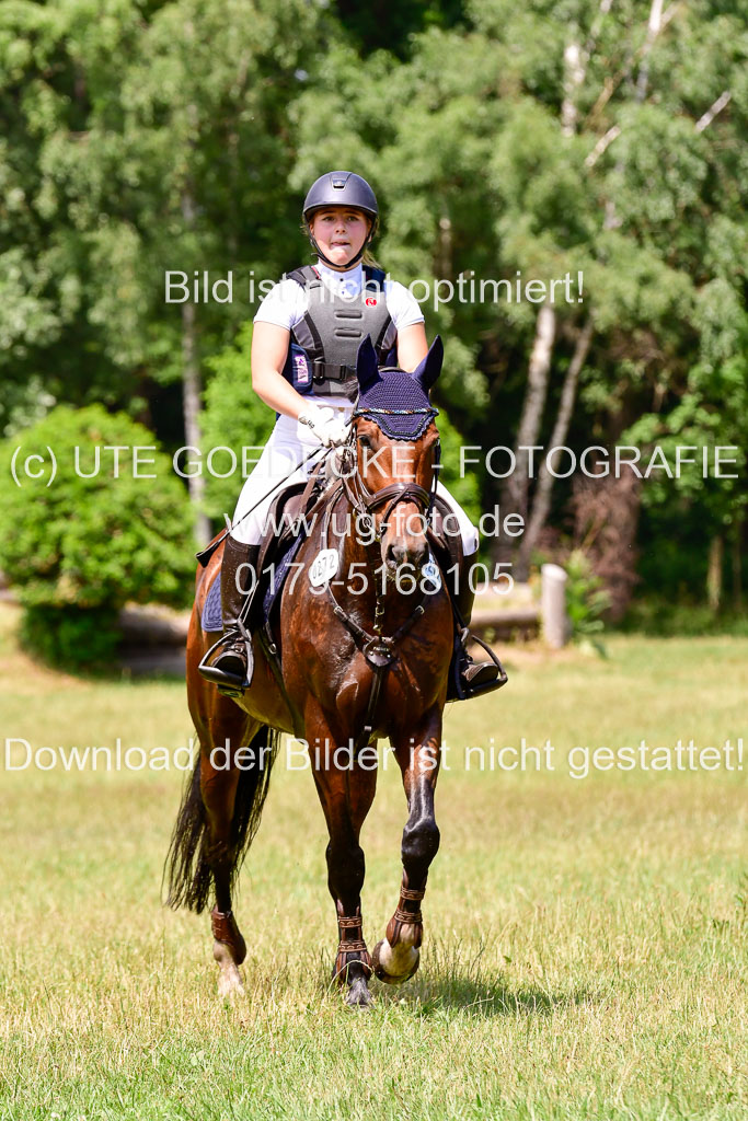 Mechtersen Geläneturnier  27.06.2021 | 270621 Paarklasse  XC _431 