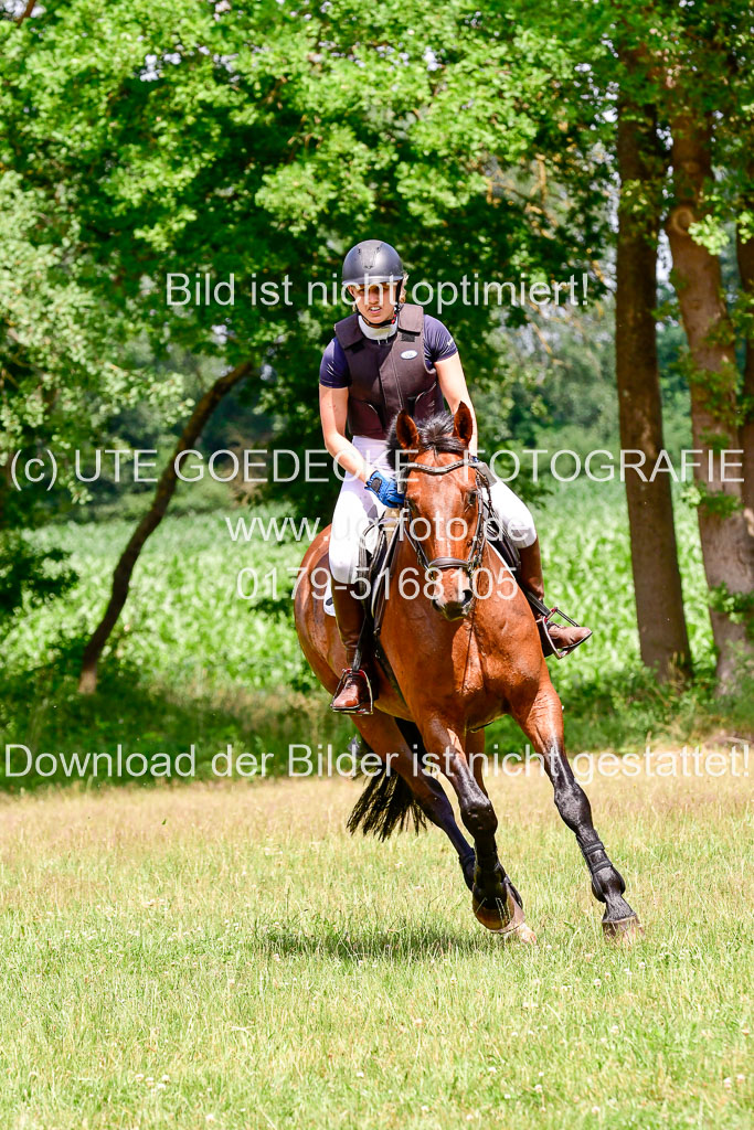 Mechtersen Geläneturnier  27.06.2021 | 270621 Paarklasse  XC _442 